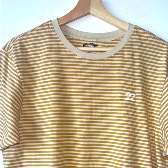 Billabong Tan and White Short Sleeve Tee - Picture 3 of 6